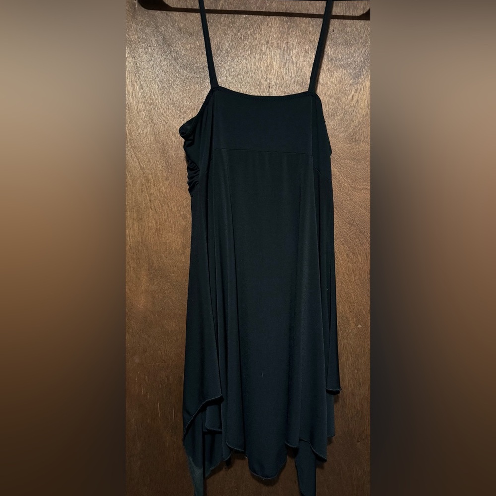 Elegant Black Women's Top - Picture 4 of 4